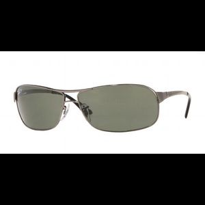 New (without case) - RayBan Polarized Sunglasses